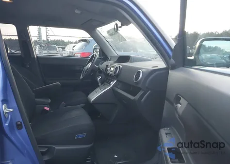 2010 Scion Xb Release Series 7.0 from USA, damaged, VIN JTLZE4FE1A1110252